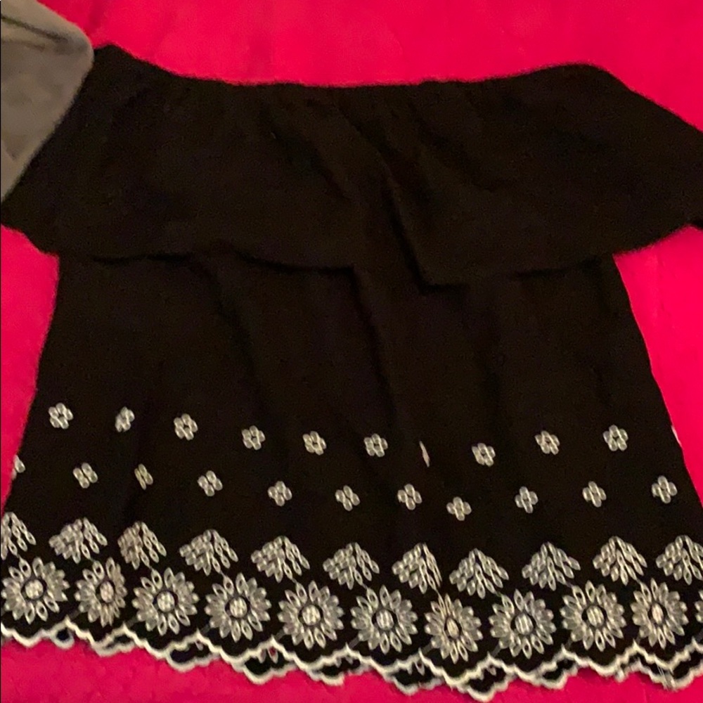 Off the shoulder